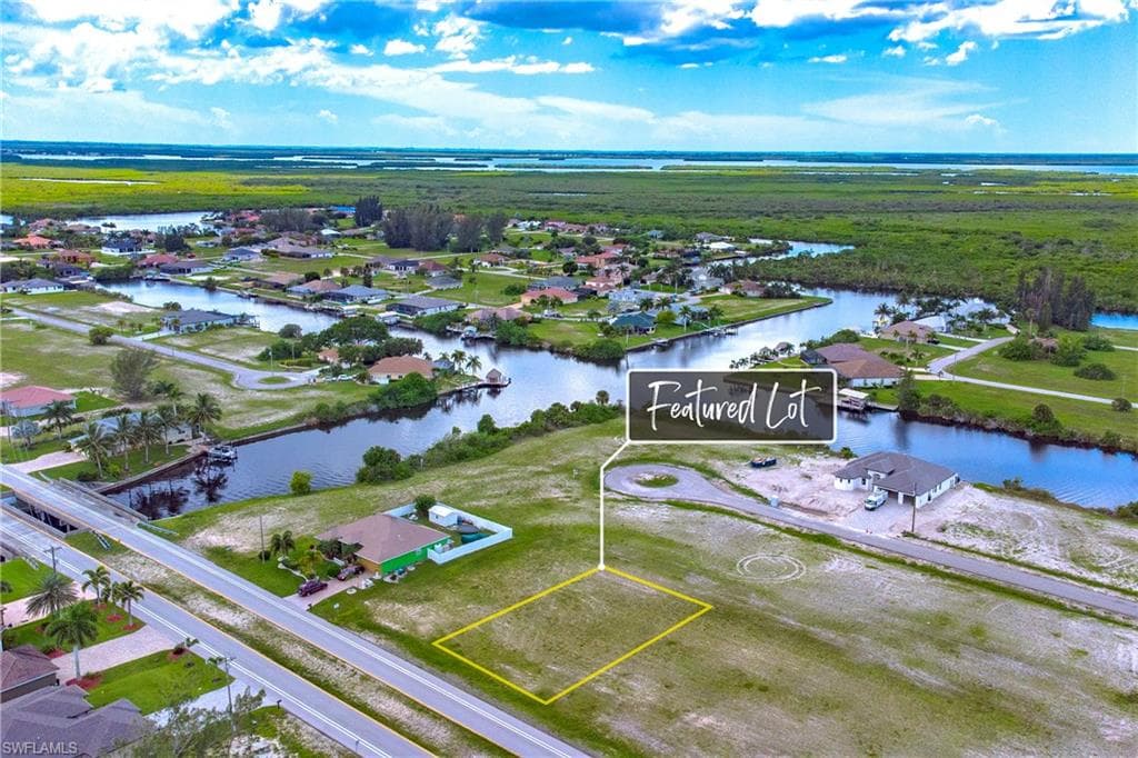 1424 Old Burnt Store RD N CAPE CORAL, FL 33993
