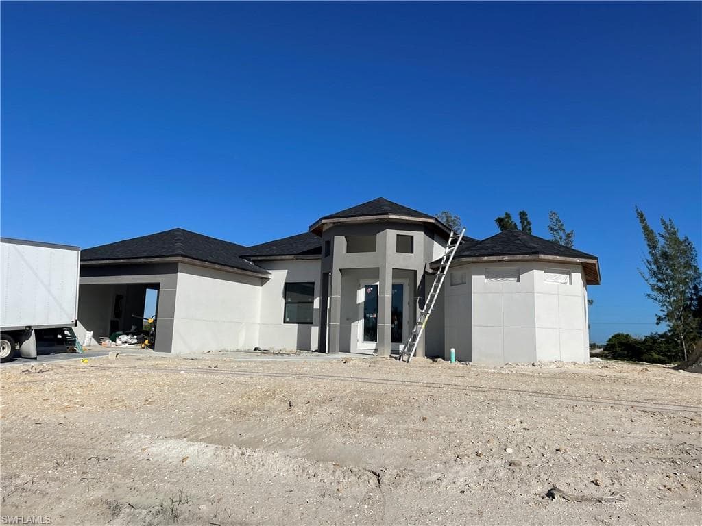 529 NE 19th TER CAPE CORAL, FL 33909