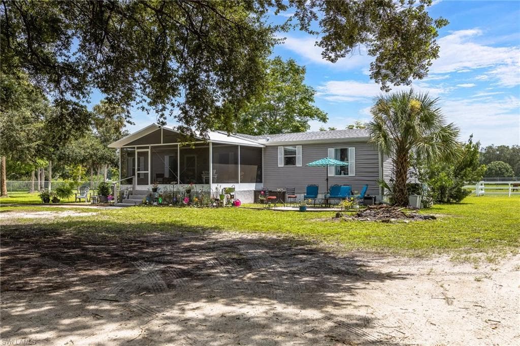 18690 Matt RD NORTH FORT MYERS, FL 33917