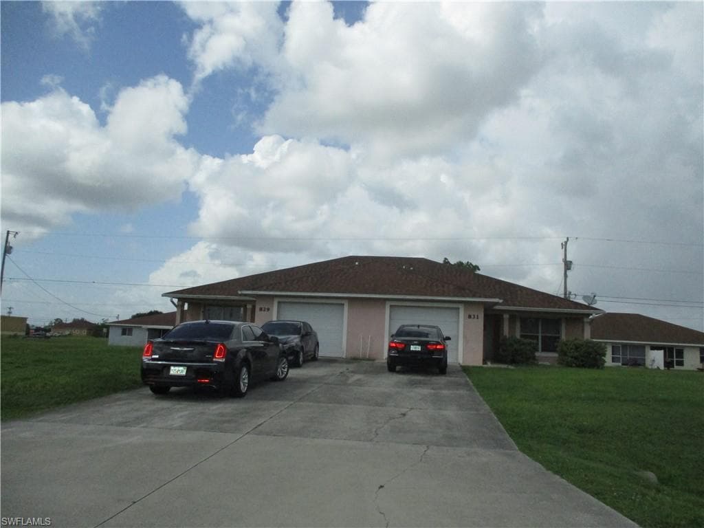 829 NE 15th LN CAPE CORAL, FL 33909