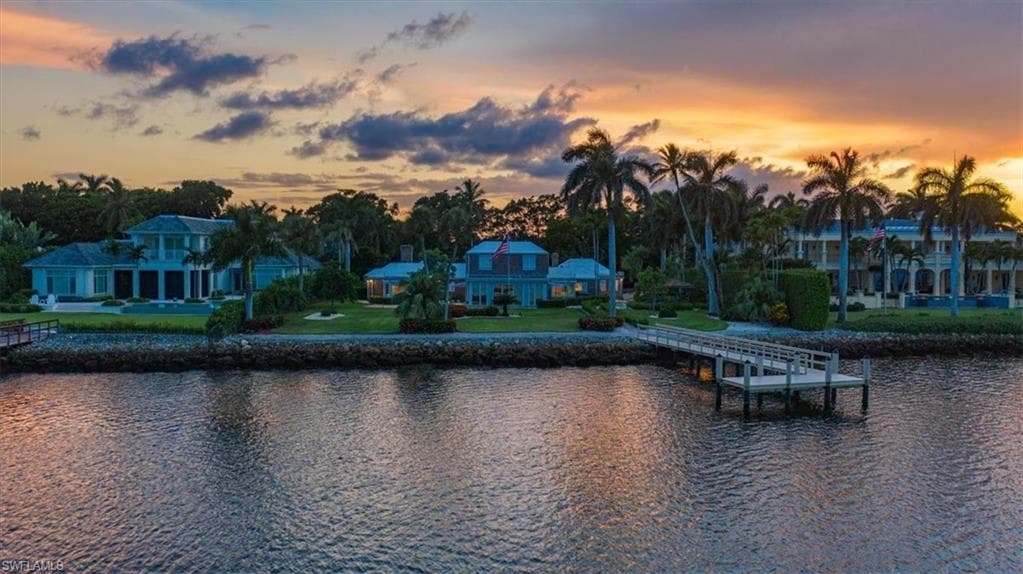 1857 Galleon DR NAPLES, FL 34102