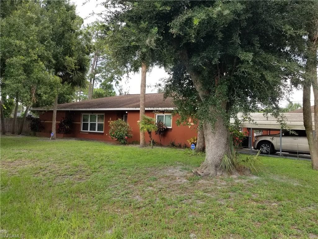 612 Nassau ST IMMOKALEE, FL 34142