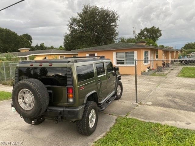 2403 Stella ST FORT MYERS, FL 33901
