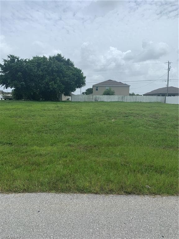 3411 SW 9th AVE CAPE CORAL, FL 33914