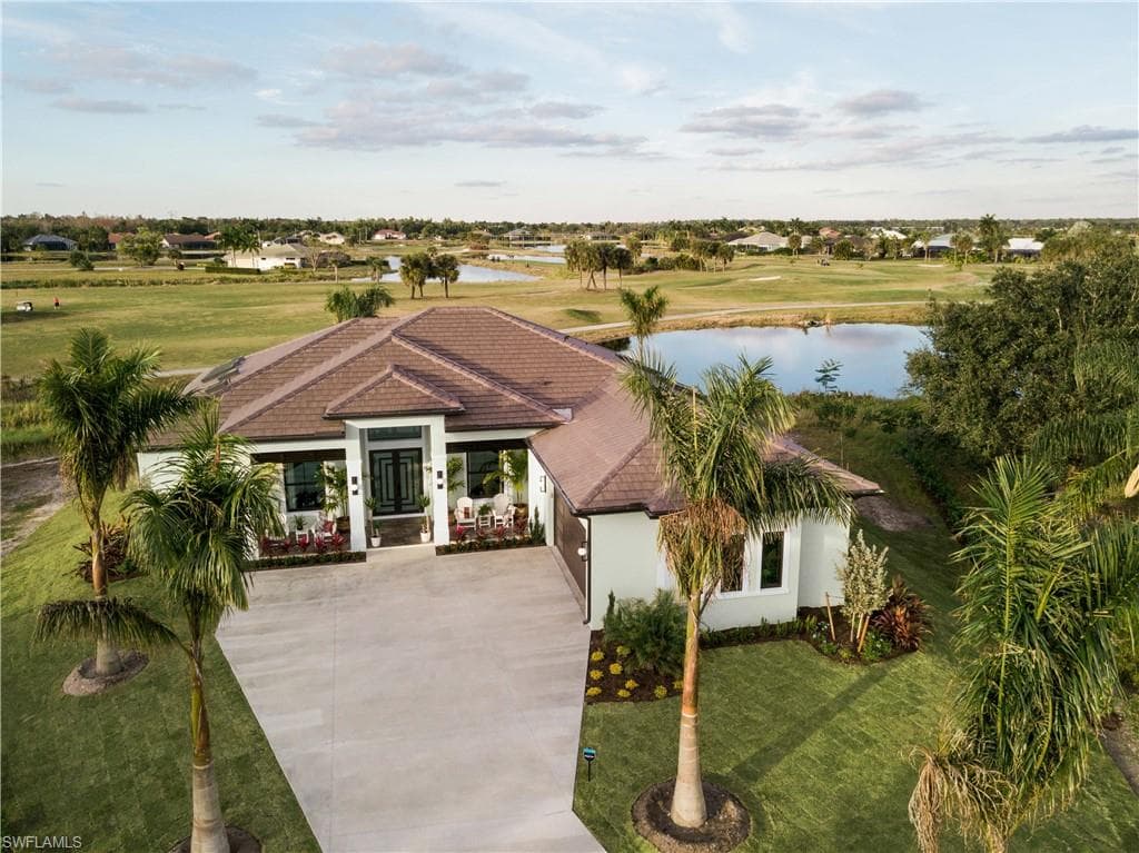 18043 Greenwood DR NAPLES, FL 34114