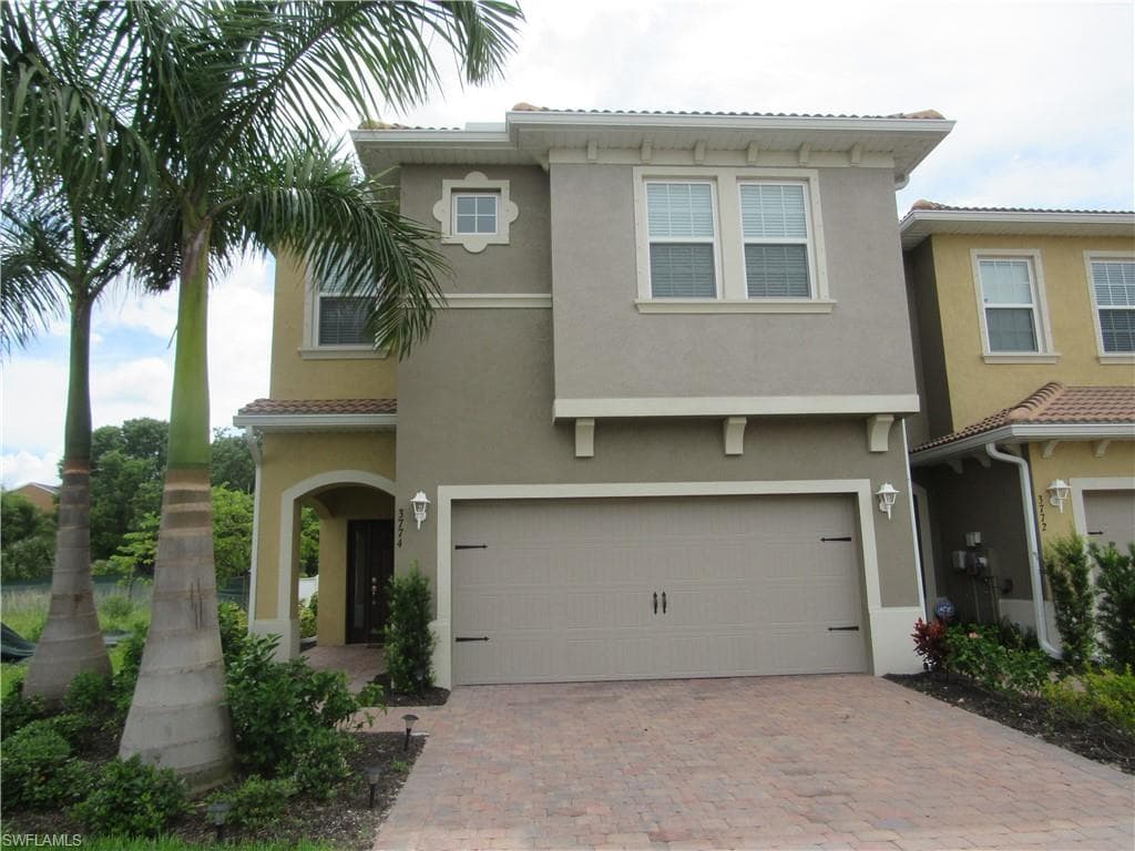 3774 Tilbor CIR FORT MYERS, FL 33916