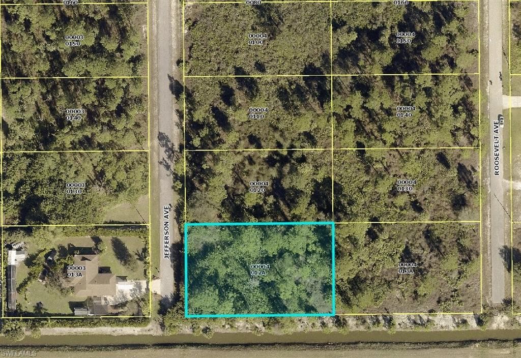 1200 Jefferson AVE LEHIGH ACRES, FL 33972