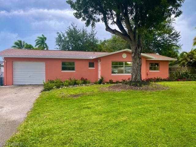 4925 Cortez CIR NAPLES, FL 34112