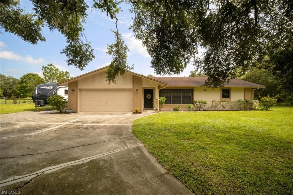 18620 Telegraph Creek LN ALVA, FL 33920