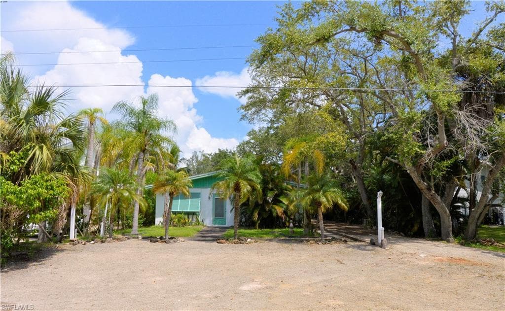 123 Falkirk ST FORT MYERS BEACH, FL 33931