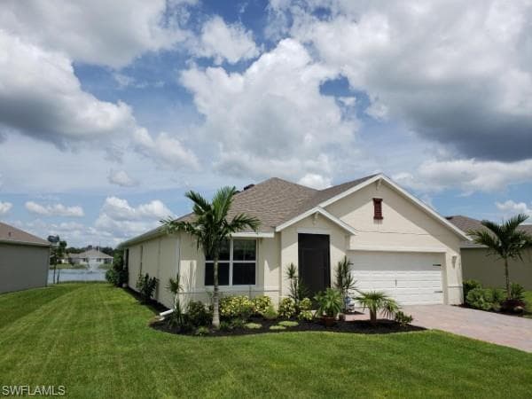 3173 Estancia LN CAPE CORAL, FL 33909