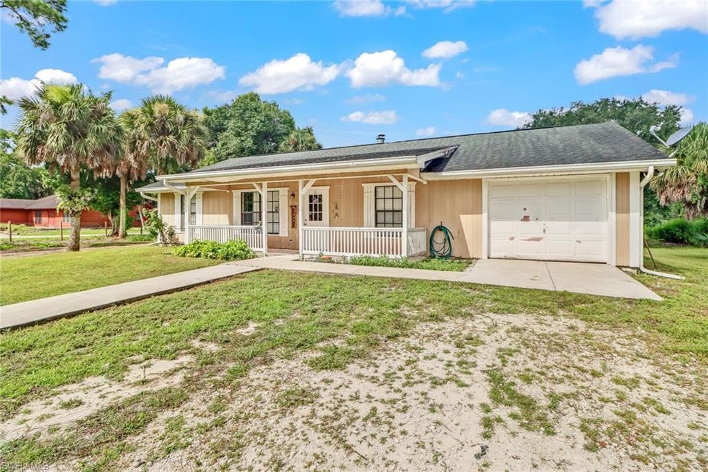 421 7th ST SW NAPLES, FL 34117