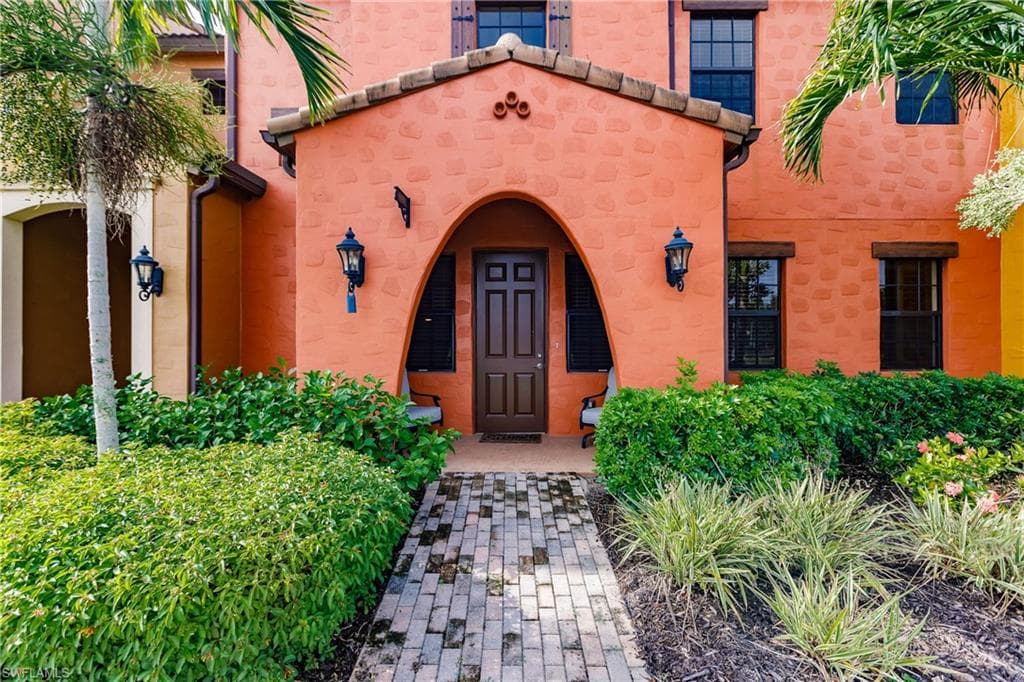 11711 Izarra WAY 6106 FORT MYERS, FL 33912