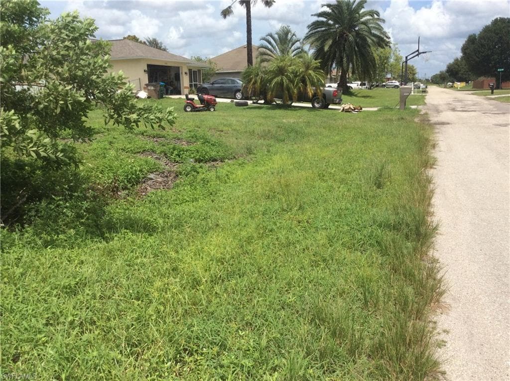 1310 NE 12th PL CAPE CORAL, FL 33909