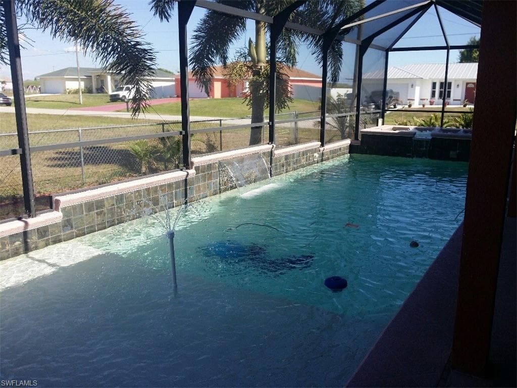 1201 NW 15th PL CAPE CORAL, FL 33993
