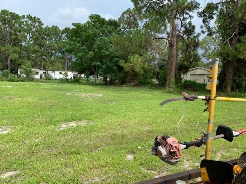 8385 Marx DR NORTH FORT MYERS, FL 33917