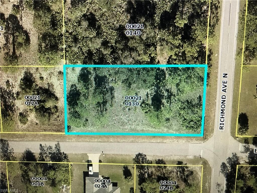 1301 Richmond AVE N LEHIGH ACRES, FL 33972