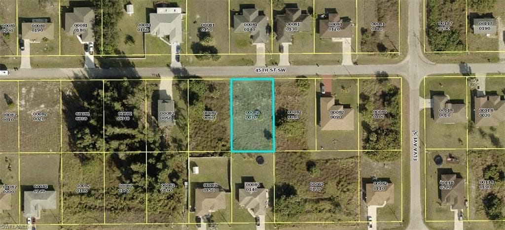 2707 45th ST SW LEHIGH ACRES, FL 33976