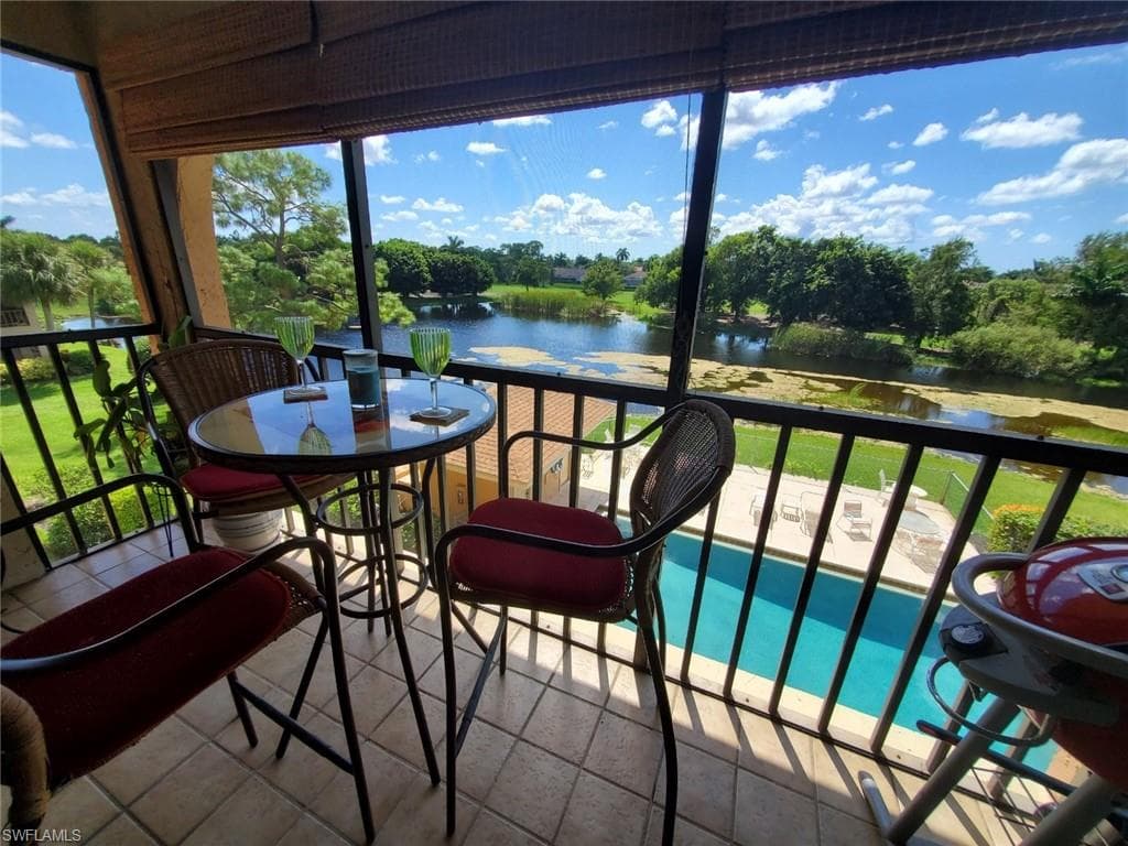 5535 Rattlesnake Hammock RD 303 NAPLES, FL 34113
