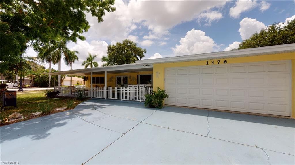 1376 Braman AVE N FORT MYERS, FL 33901