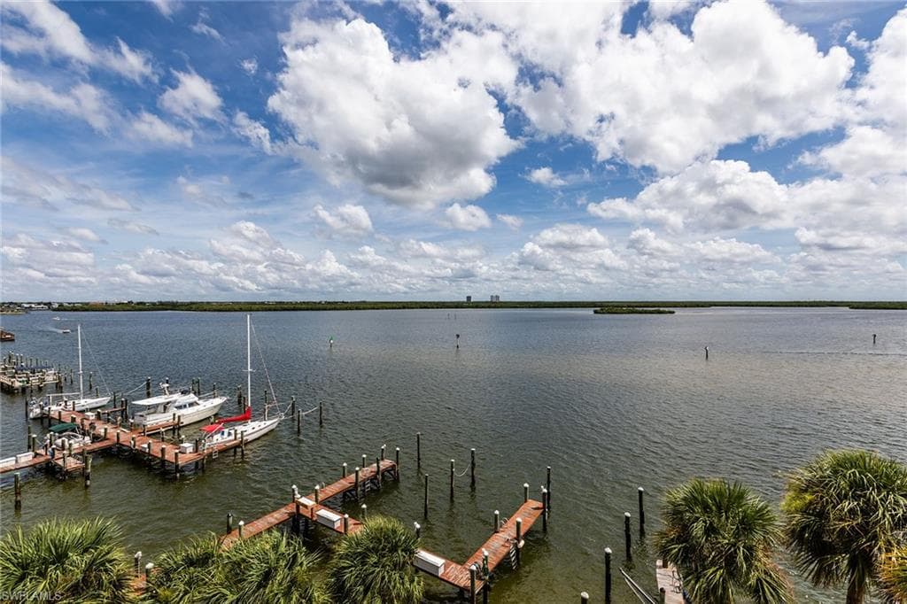 1085 Bald Eagle DR B602 MARCO ISLAND, FL 34145