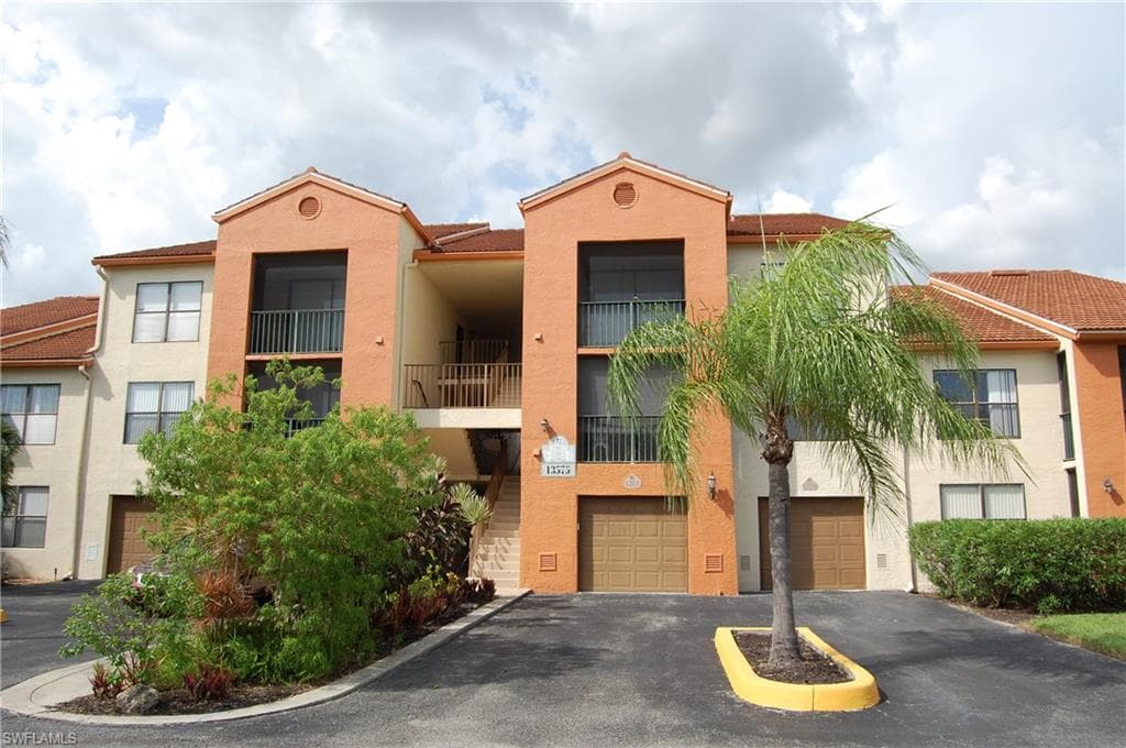 13575 Eagle Ridge DR 1235 FORT MYERS, FL 33912