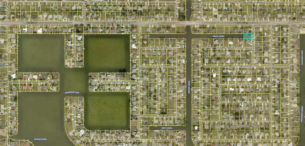8 SE 14th AVE CAPE CORAL, FL 33990