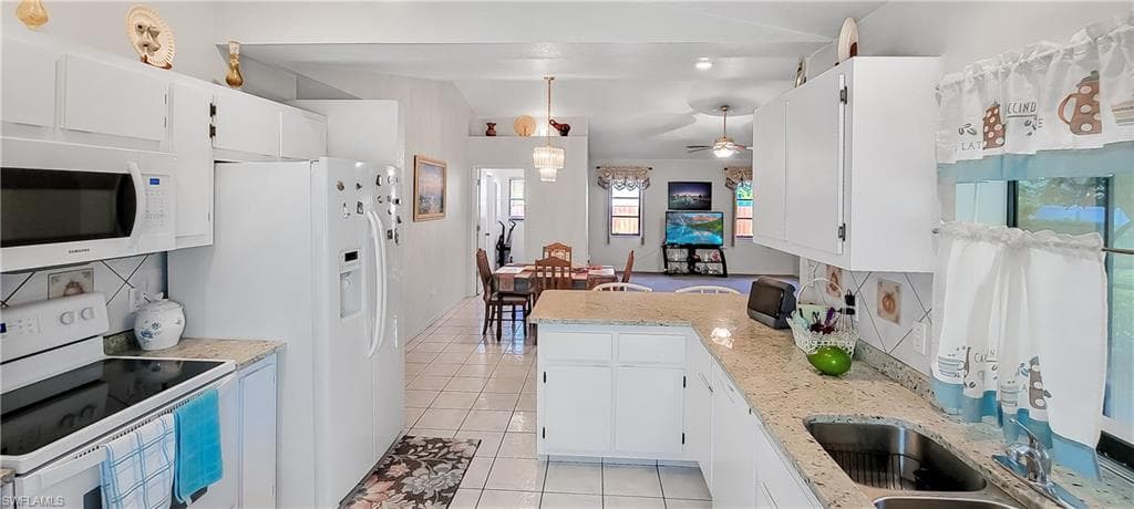 1127 SE 19th LN CAPE CORAL, FL 33990