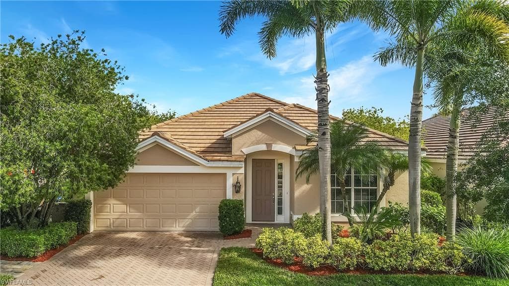 15643 Angelica DR ALVA, FL 33920
