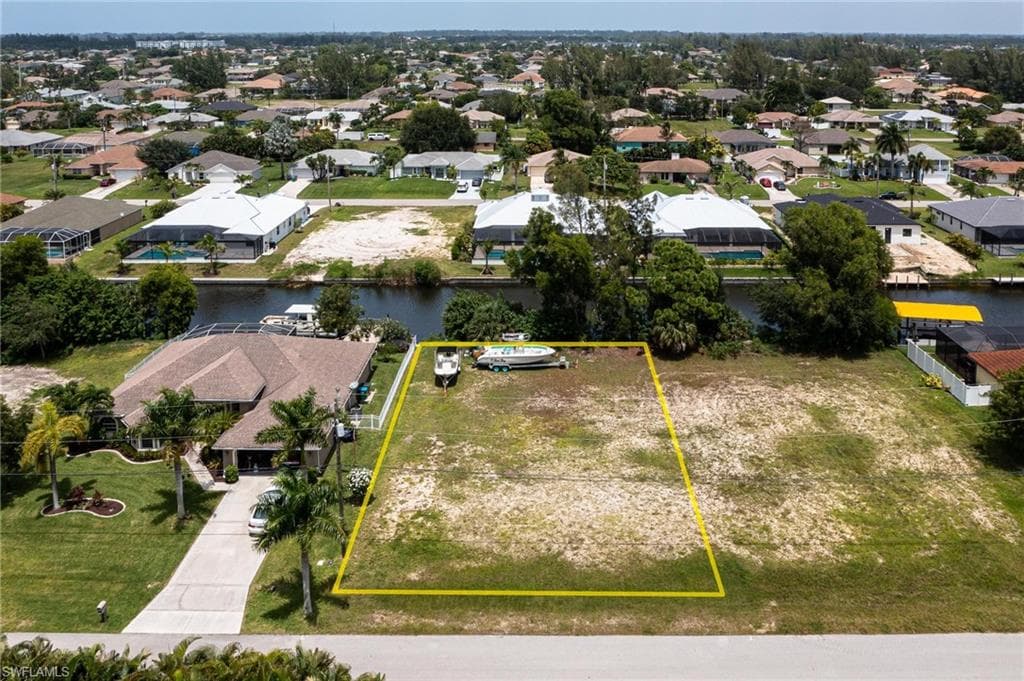 1823 SW 31st TER CAPE CORAL, FL 33914