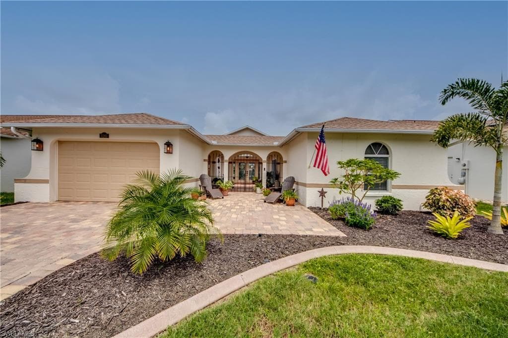 3285 Sabal Springs BLVD NORTH FORT MYERS, FL 33917