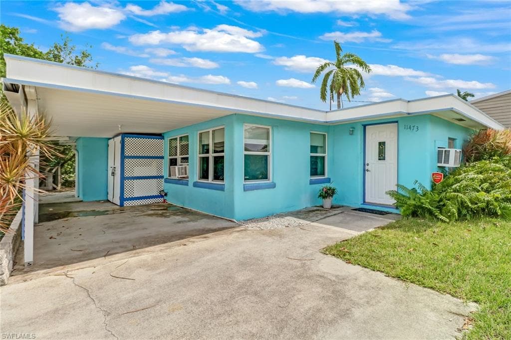 11473 May ST MATLACHA, FL 33993