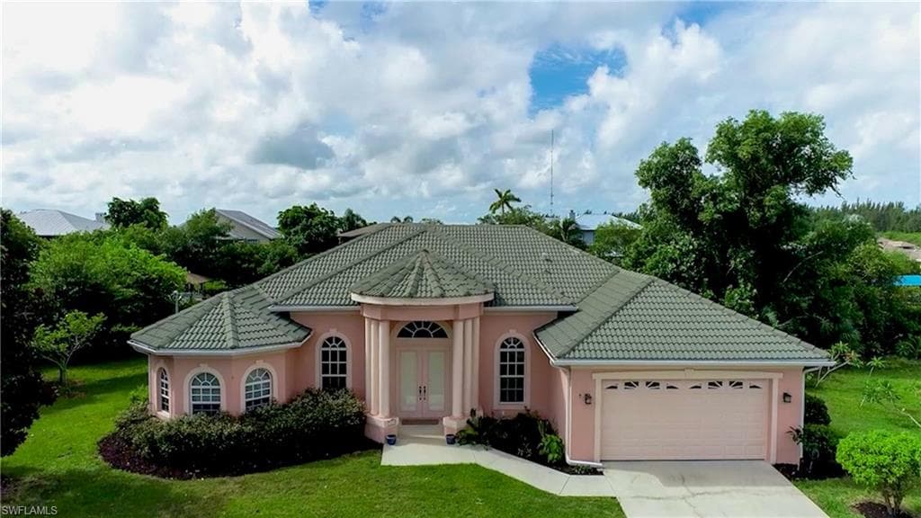 5239 Ann Arbor DR BOKEELIA, FL 33922