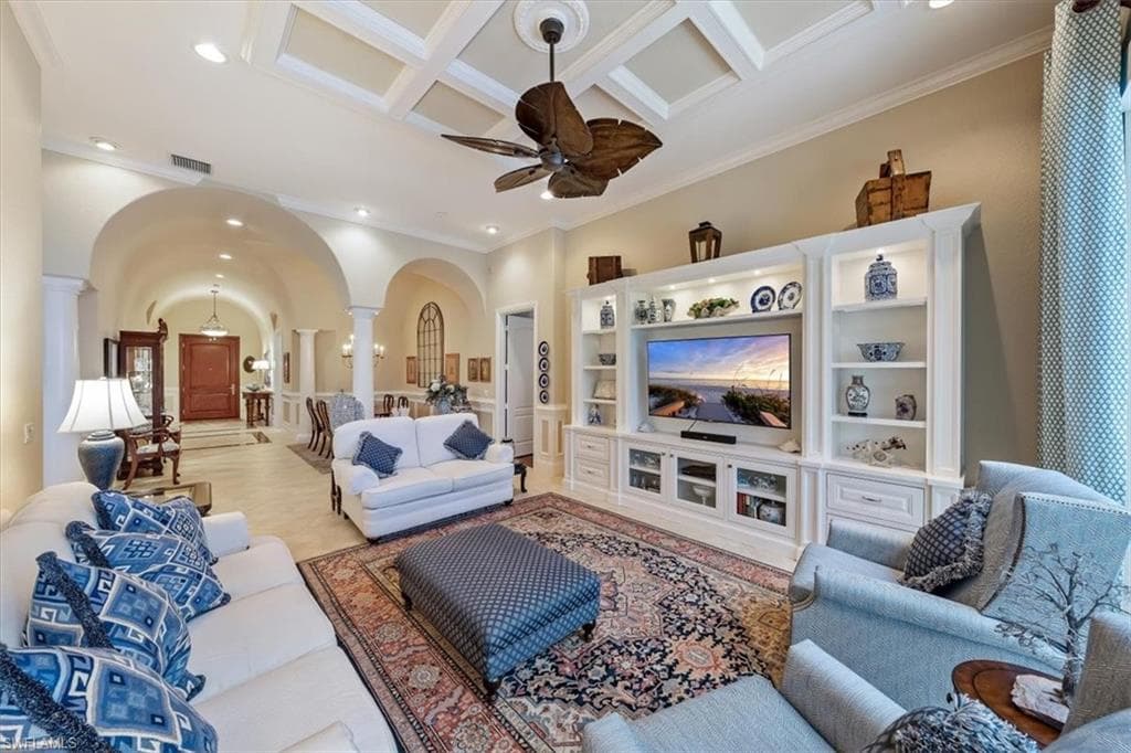 8503 BELLAGIO DR NAPLES, FL 34114