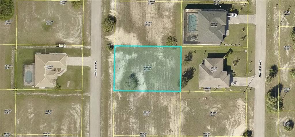2751 NW 41st PL CAPE CORAL, FL 33993