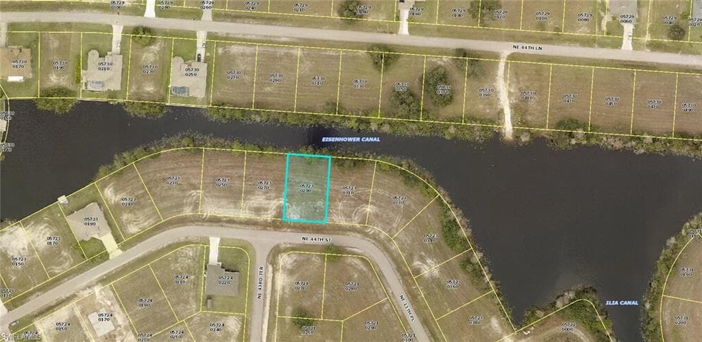 1203 NE 44th ST CAPE CORAL, FL 33909
