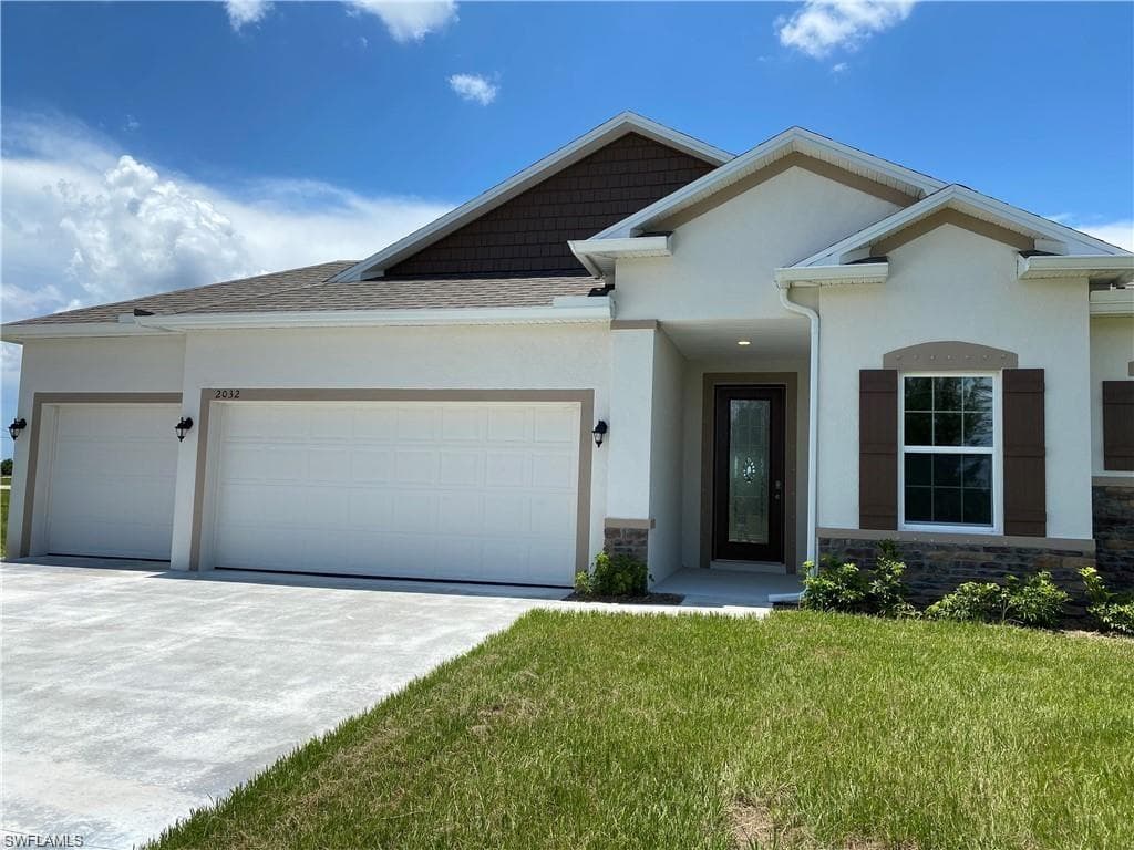 2032 NW 32nd CT CAPE CORAL, FL 33993