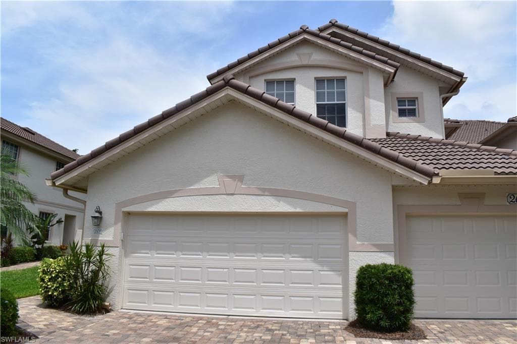 26938 Montego Pointe CT 101 BONITA SPRINGS, FL 34134