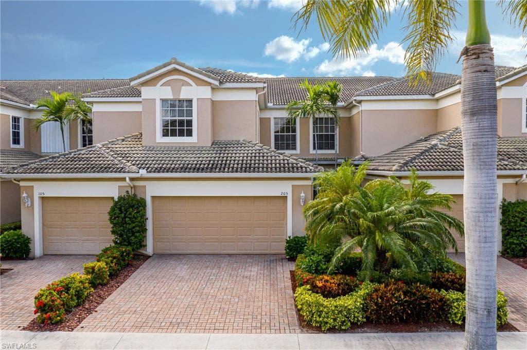 9270 Belleza WAY 205 FORT MYERS, FL 33908
