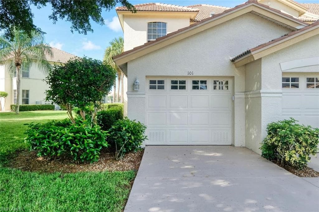 9251 Bayberry BEND 101 FORT MYERS, FL 33908