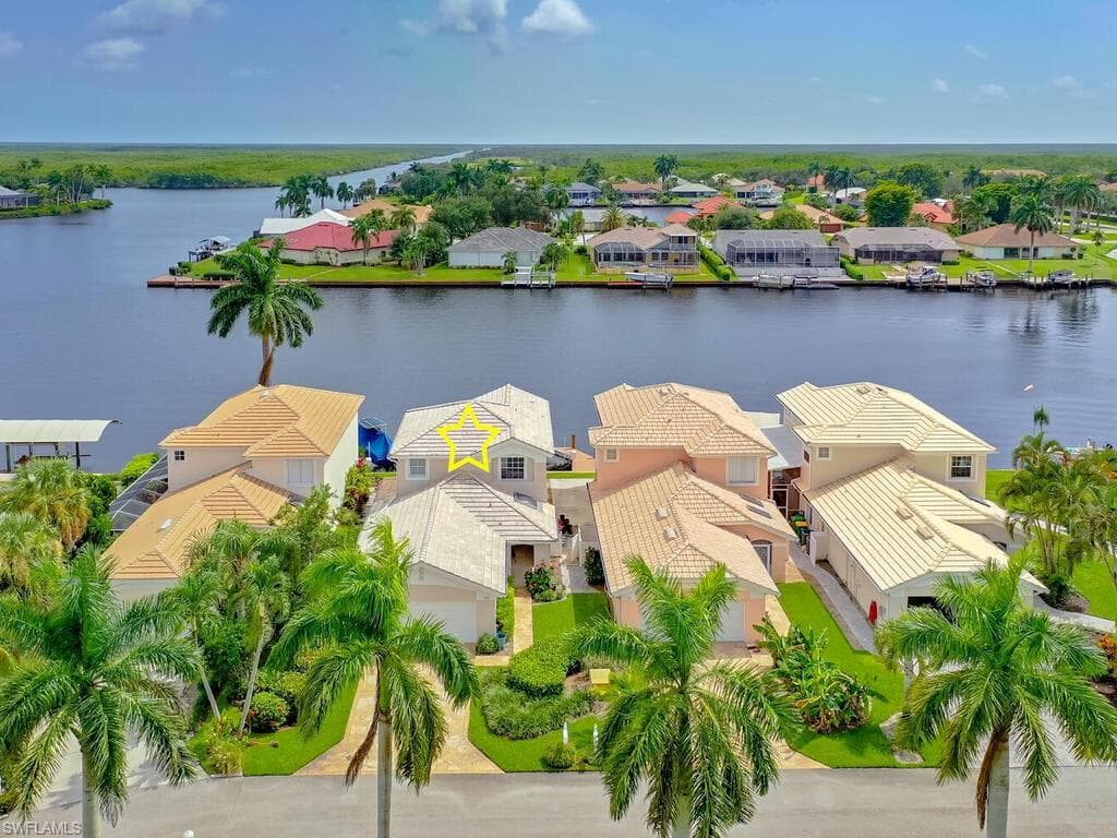 156 Eveningstar Cay NAPLES, FL 34114