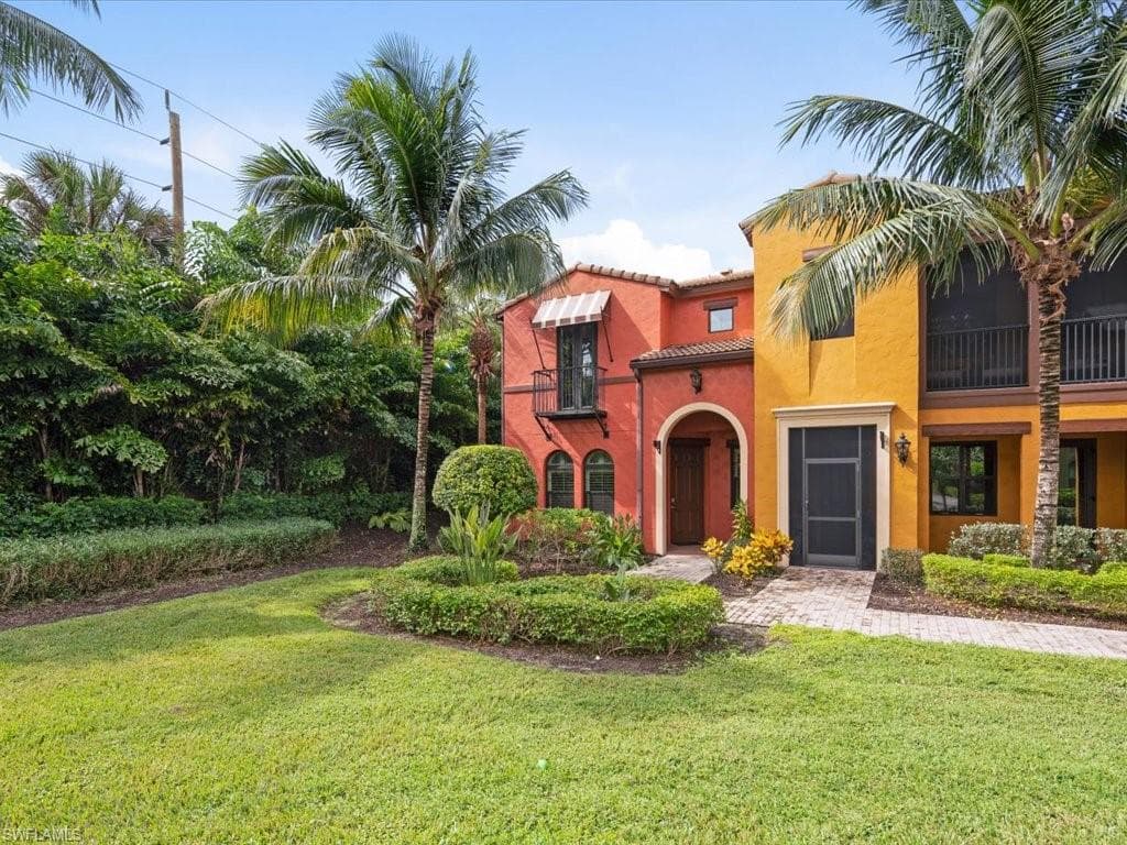 9064 Capistrano ST N 5006 NAPLES, FL 34113