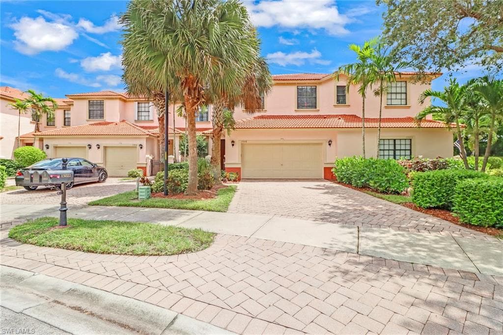 15018 Summit Place CIR 2 NAPLES, FL 34119
