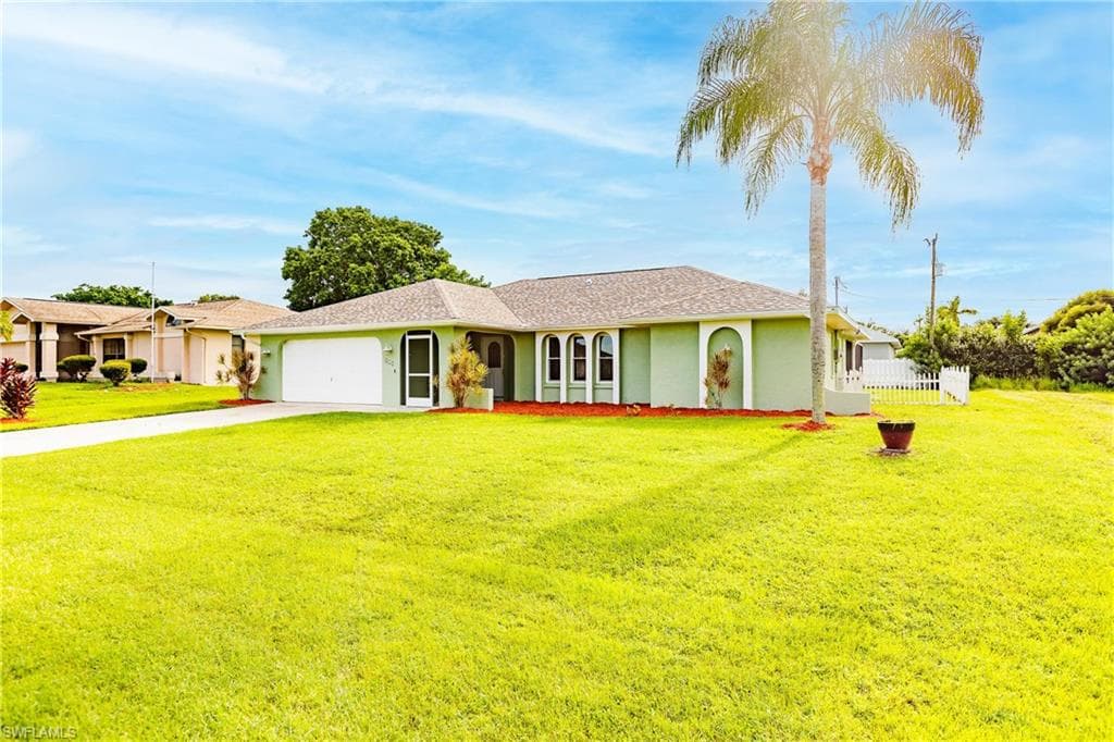 415 SE 12th CT CAPE CORAL, FL 33990