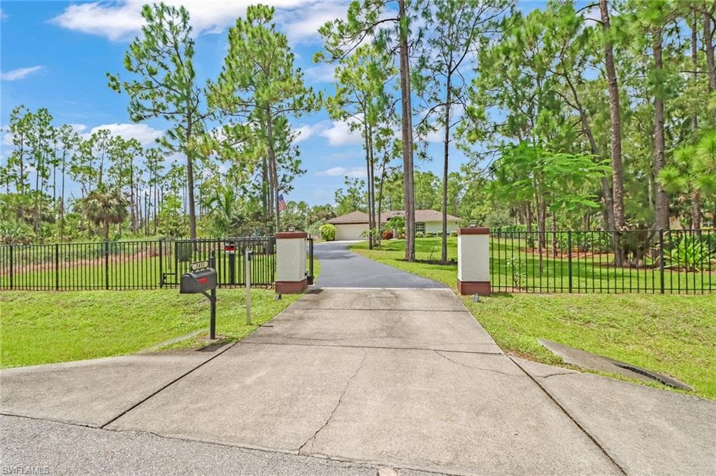 2431 19th ST SW NAPLES, FL 34117
