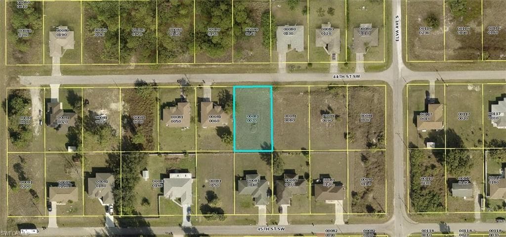 2707 44th ST SW LEHIGH ACRES, FL 33976
