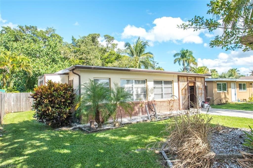 16873 Windcrest DR FORT MYERS, FL 33908