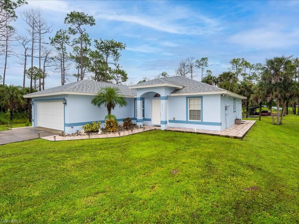 2820 22nd AVE SE NAPLES, FL 34117