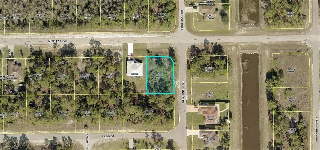 672 Nimitz BLVD LEHIGH ACRES, FL 33974