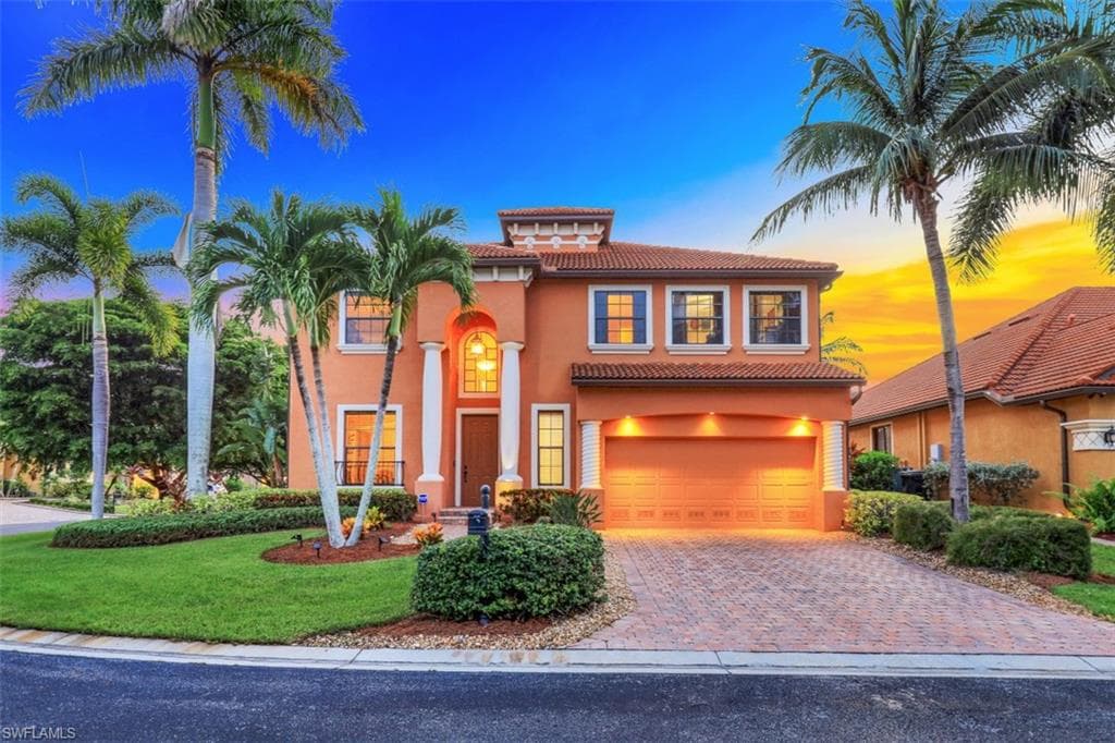8945 Tropical CT FORT MYERS, FL 33908